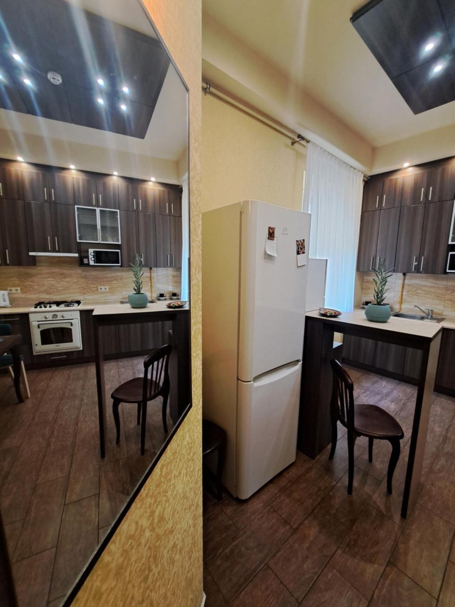 Apartment апартаминти у центрі міста опера