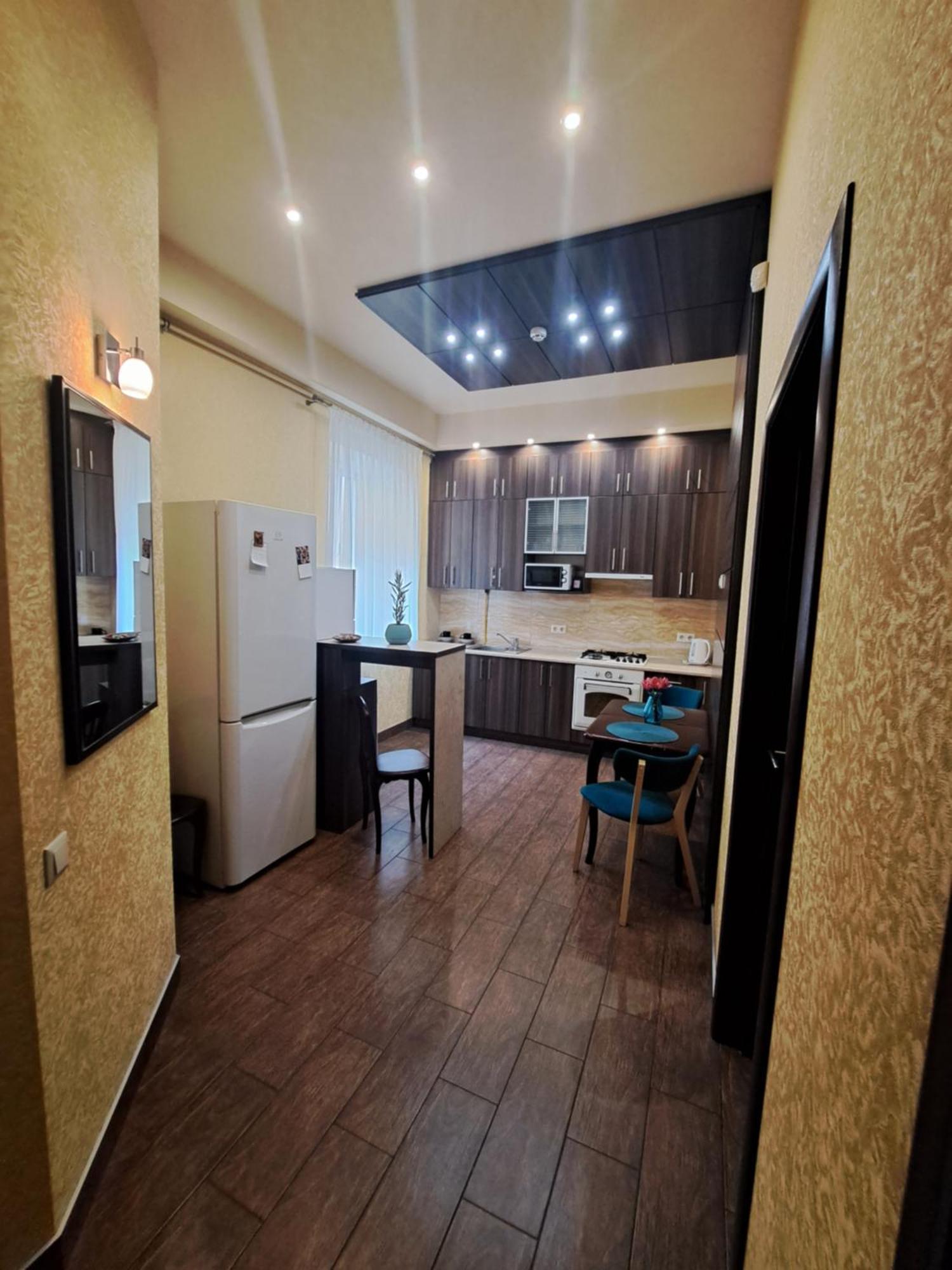 Apartment апартаминти у центрі міста опера *